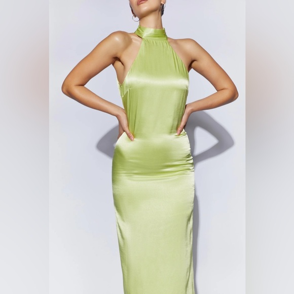 CLAIRE - Picture 3 of 7